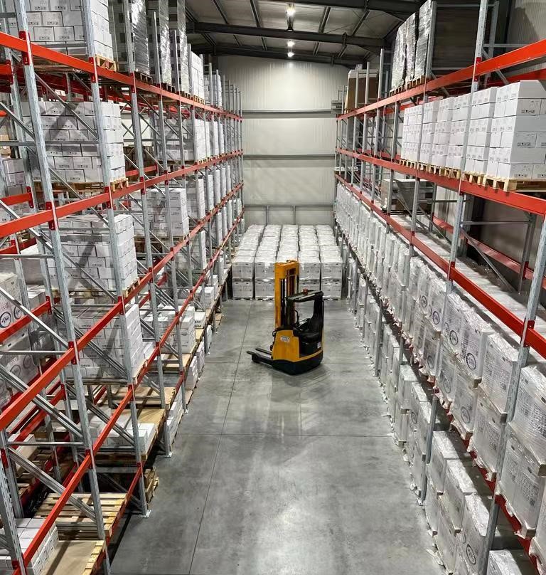 Logistics warehouse network