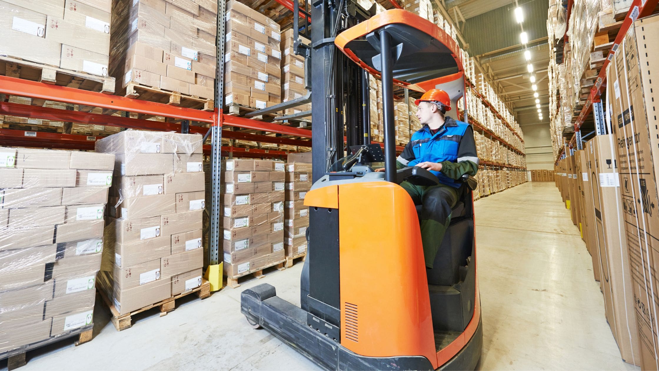 how long does a forklift run after charging min